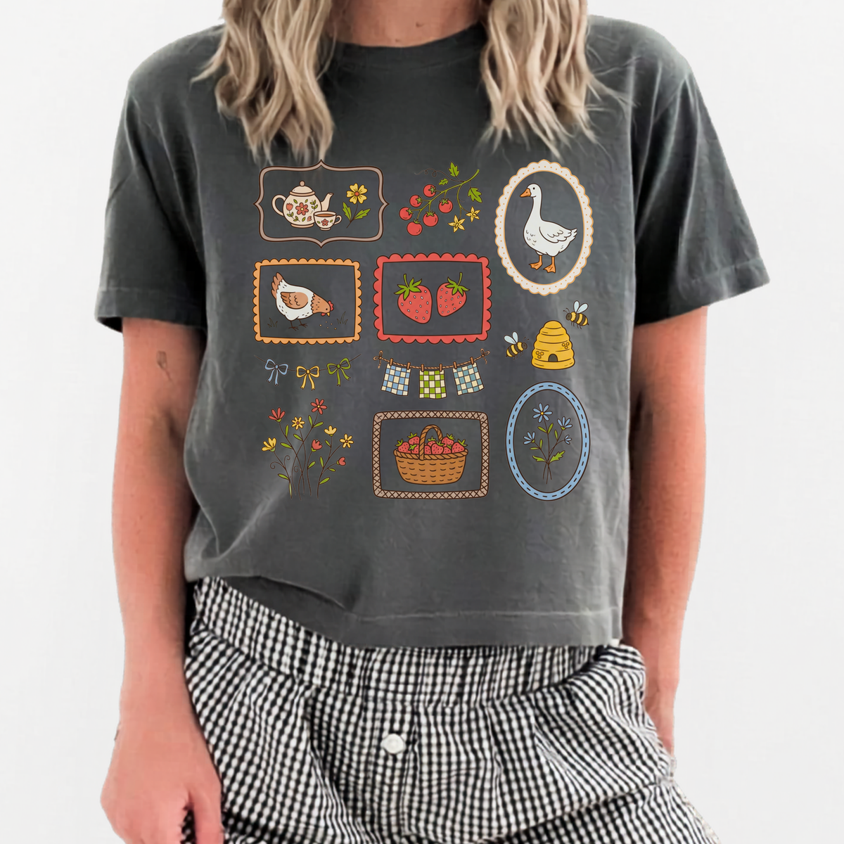 Cottage Days Tee