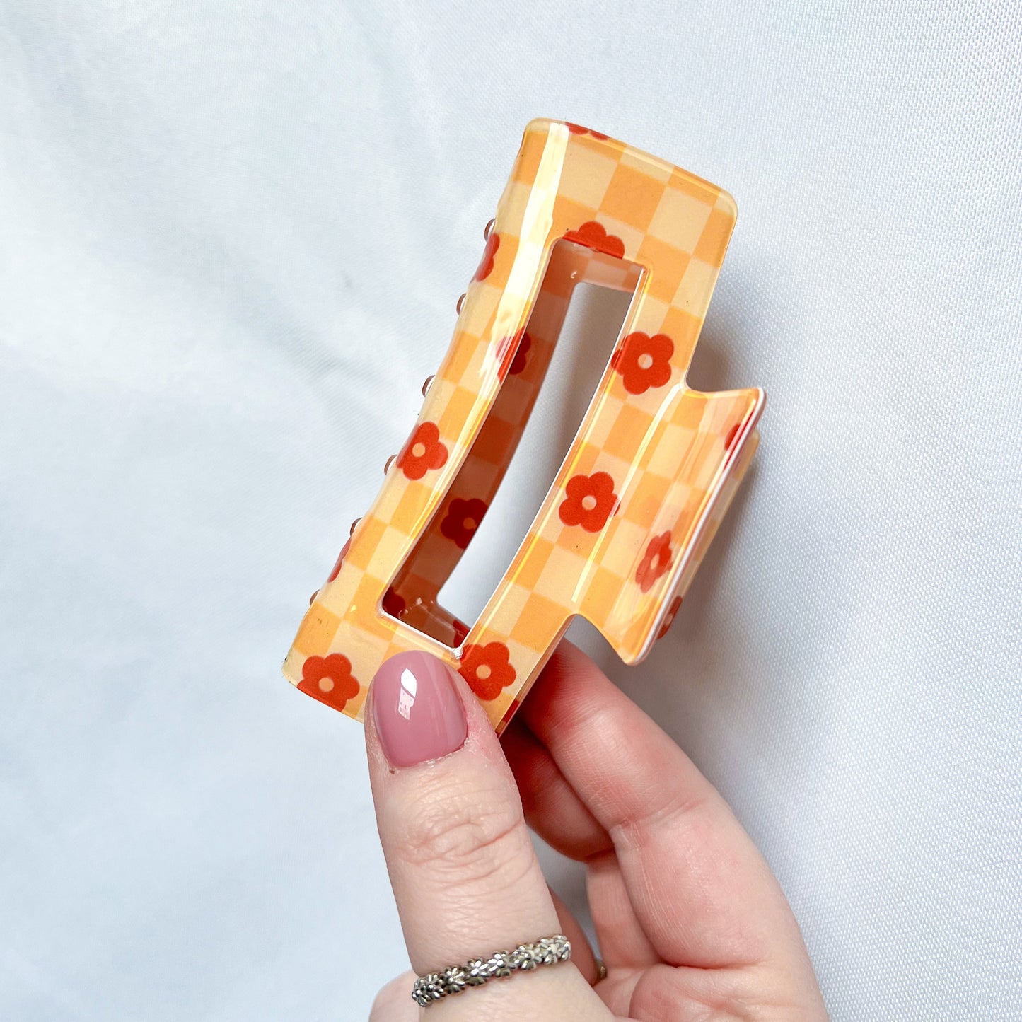 Checkered Daisy Hair Claw Clip